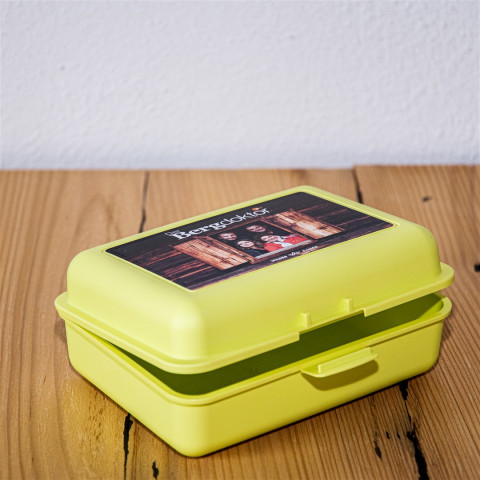 Mountain doctor snack box